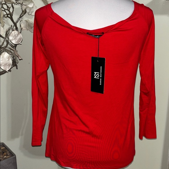 Sarin Mathews Chic Scarlet Blouse for Women - Picture 5 of 5